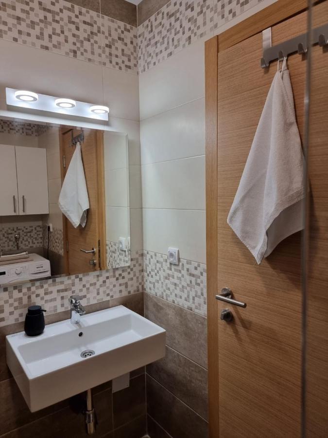As Apartman 2 Vrsac Esterno foto