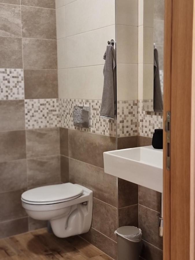 As Apartman 2 Vrsac Esterno foto