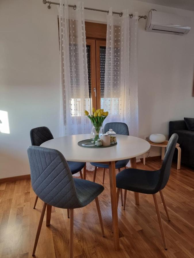 As Apartman 2 Vrsac Esterno foto