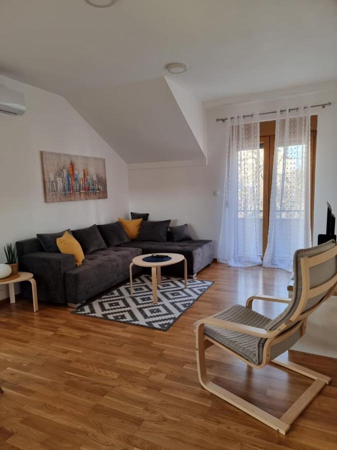 As Apartman 2 Vrsac Esterno foto